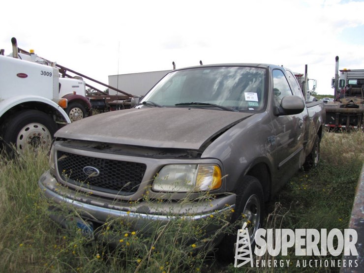 2003-ford-f-150-extended-cab-pickup-image-2