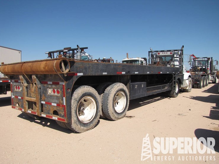 2013-kenworth-t800-t/a-bed-winch-truck-w/lift-axle-image-4