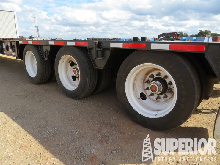 2015-eager-beaver-50glb-3-axle-narrow-neck-oilfield-lowboy-trailer-112lb2532fl079784-image-9