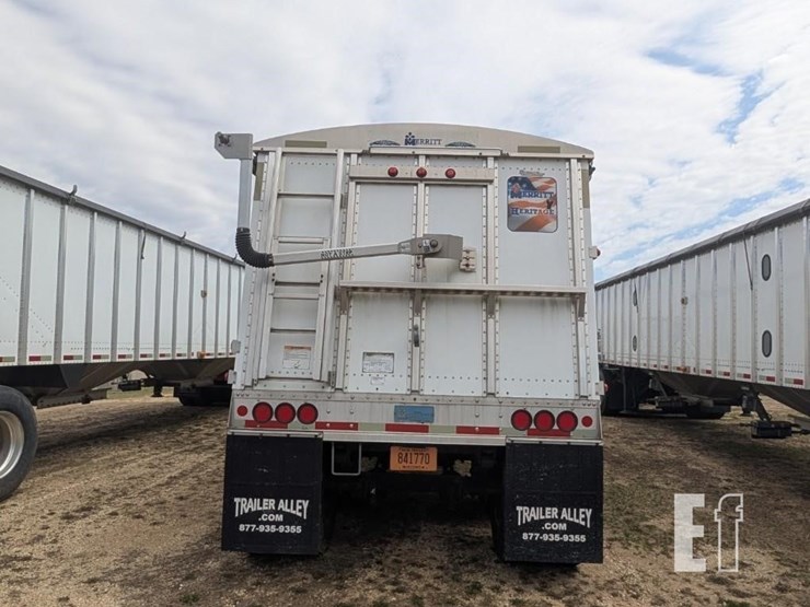 2014-merritt-grain-hopper-image-8