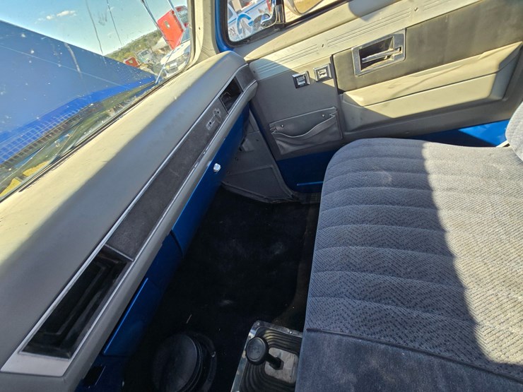#25276-•-1986-gmc-k2500-pickup-truck-image-35