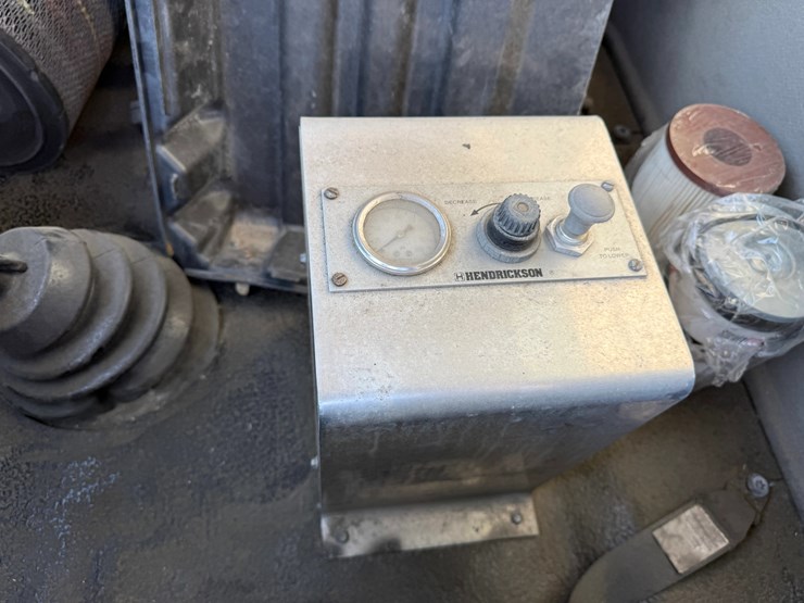 2009-international-durastar-4400-image-19