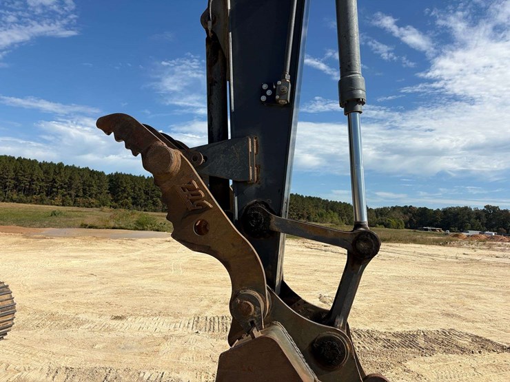 2022-john-deere-200g-excavator-(2,224-hours)-image-25