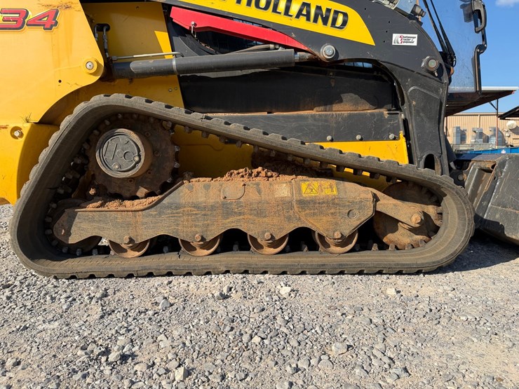 #4093-•-2023-new-holland-c334-tracked-skid-steer-image-60