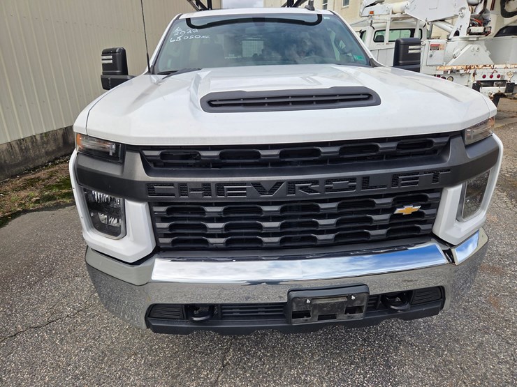 #6-•-2022-chevrolet-2500-service-truck-/-vin:-1gbowle71nf140105-/-68.050-image-40