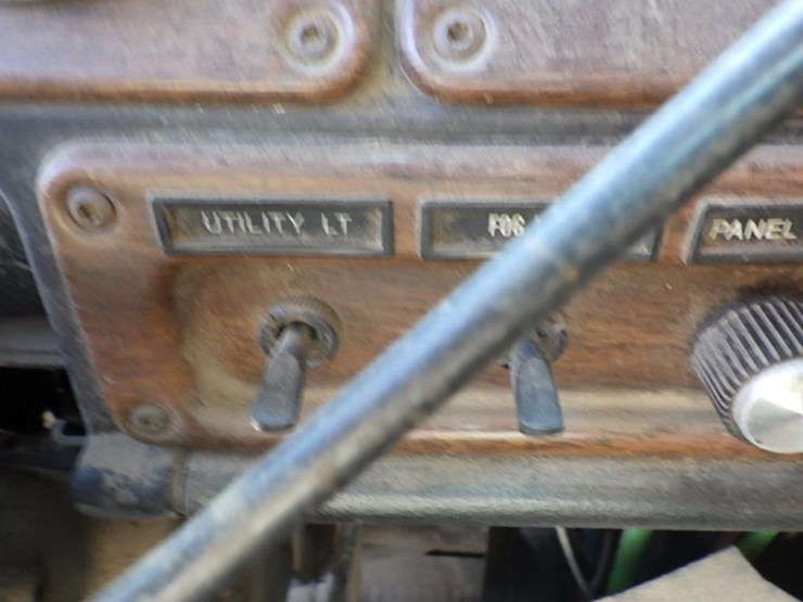 1991-freightliner-fla086-24'-3-axle-cab-&-chassis-image-48