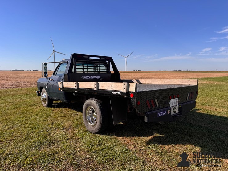 1989-dodge-d300-d350-pickup-truck-image-7