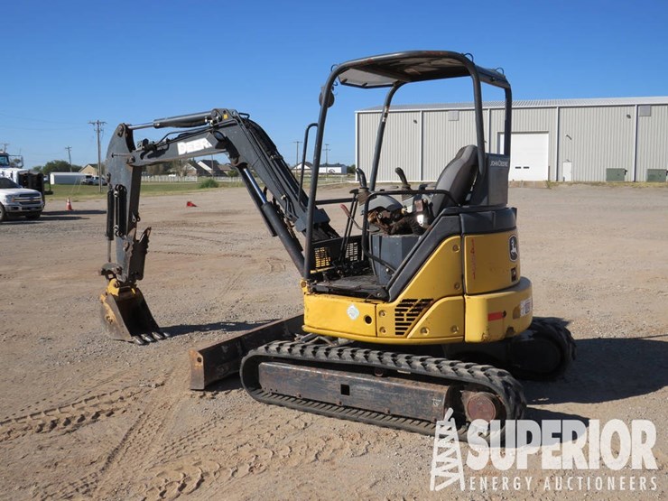 2012-john-deere-35d-compact-track-mini-excavator-image-3