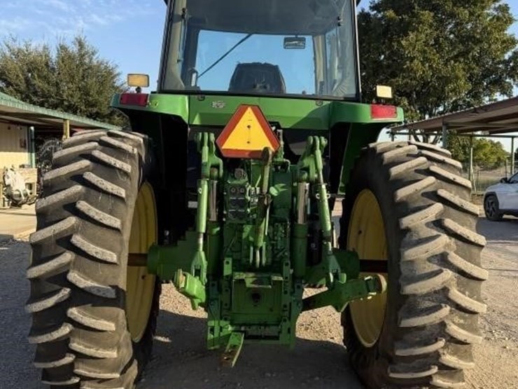 john-deere-400-image-22