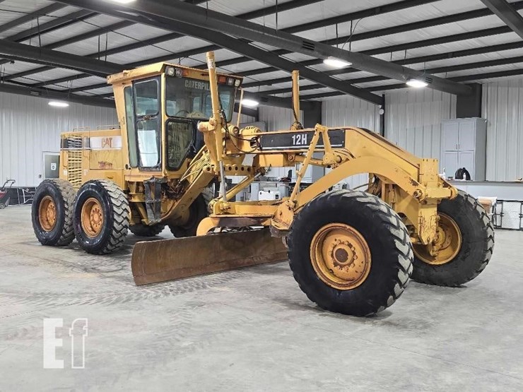 2003-caterpillar-12h-image-2