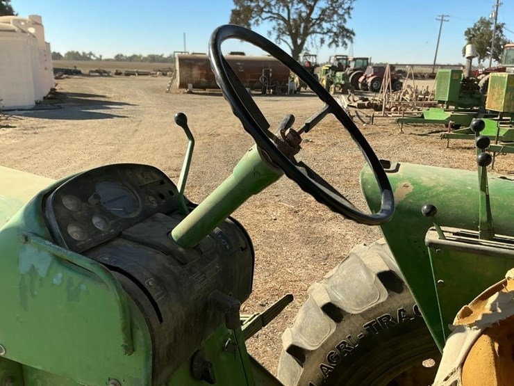 john-deere-4320-tractor,-diesel-image-17