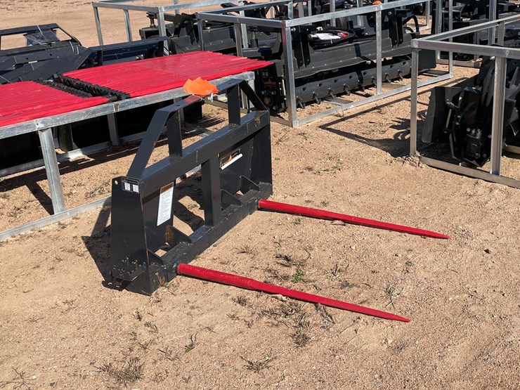 #4108-•-landhonor-bale-spear-frame-attachment-image-9