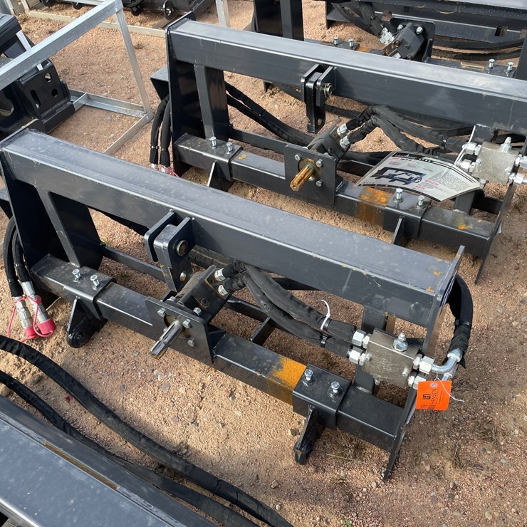 #4119 • LandHonor Skid Steer 3 Point Hitch Adapter