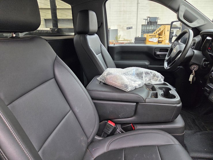 #5-•-2020-chevrolet-2500-service-truck-/-vin:-1gb0wle7xlf295314-/-74,095-miles-image-25