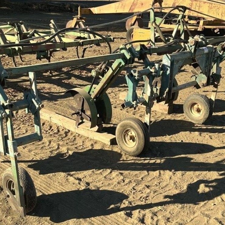 PICKETT 3-Pt 3-Row 60" Hyd. Vine Trimmer