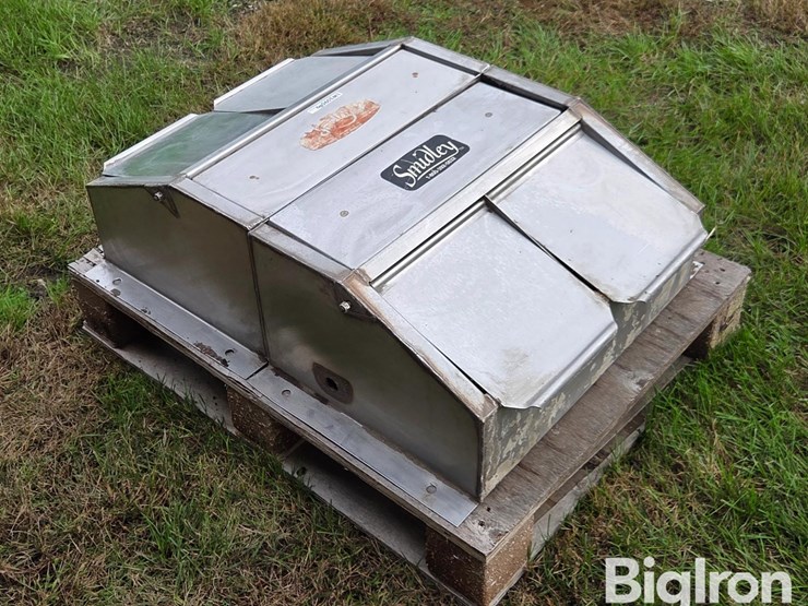 smidley-hog-bar-hog-waterer-image-7