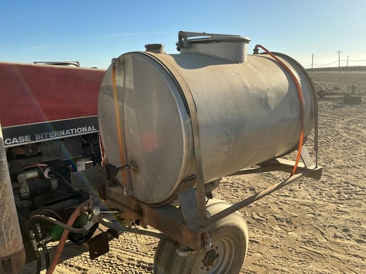 case-ih-7210-tractor-image-12