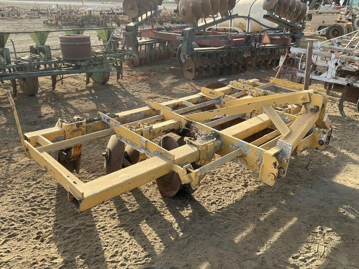 custom-3-pt-6-blade-disc-ridger-image-3