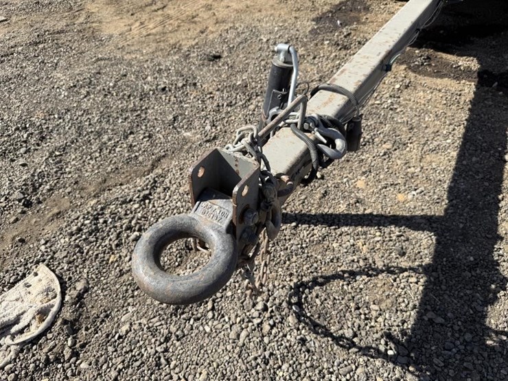 2020-sullivan-palatek-d185p1z4-towable-air-compres-image-18