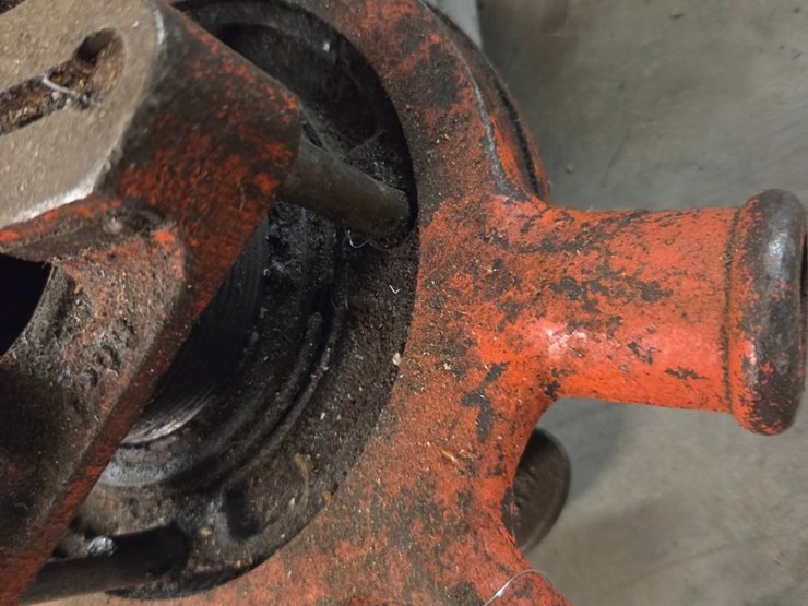 #68-•-rigid-pipe-threader-image-2