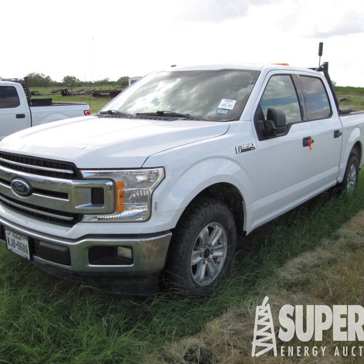 2018 FORD F-150 XLT Crew Cab Pickup