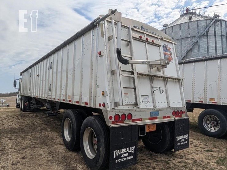 2014-merritt-grain-hopper-image-7