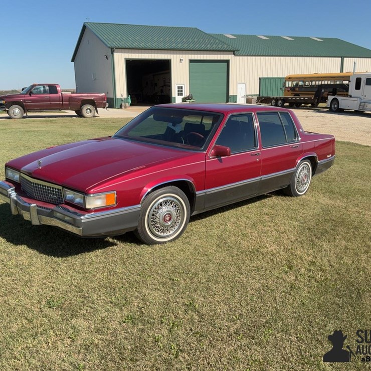 1989 Cadillac Sedan Deville Car