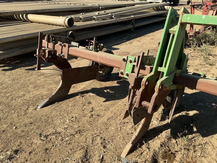 custom-3-pt-3-row-60"-bed-ripper-image-6