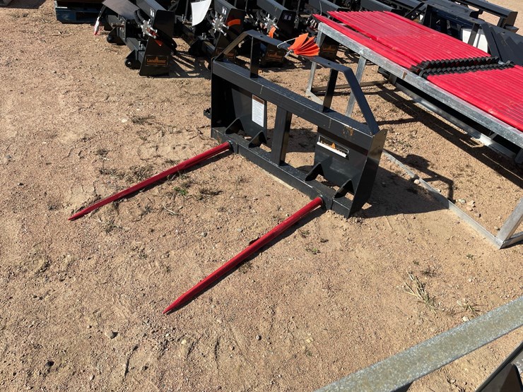 #4108-•-landhonor-bale-spear-frame-attachment-image-2