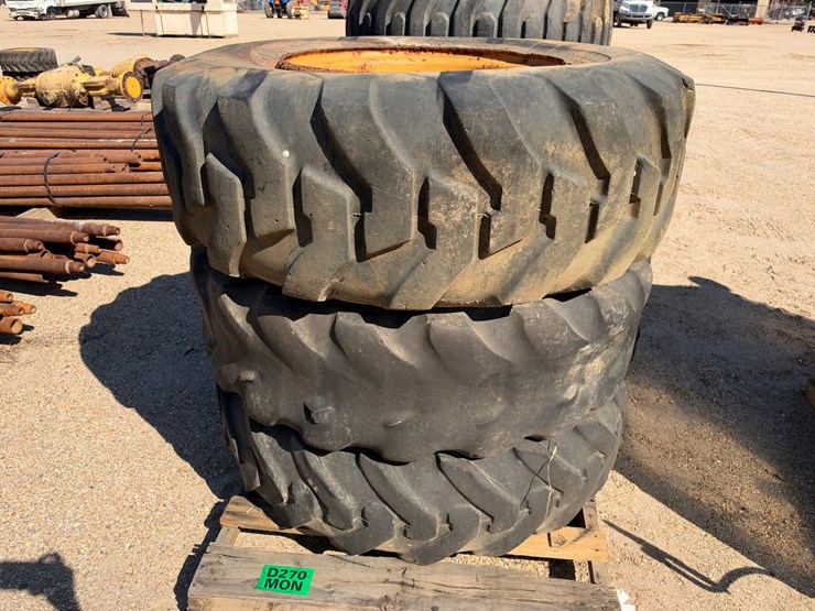 #41543-•-(3)-17.5-25-equipment-tires-image-1