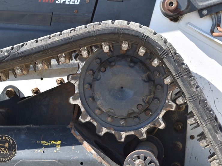 2023-bobcat-t76-image-21