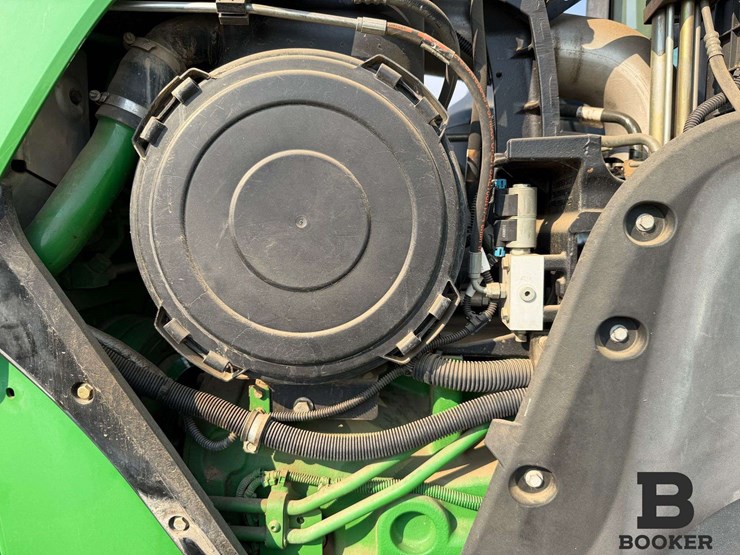 2011-john-deere-8335r-tractor-image-83