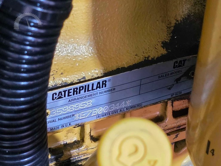 2013-caterpillar-xq200-2-image-13