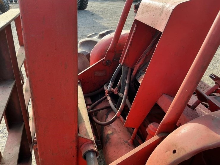 allis-chalmers-i-600-4500lb-capacity-rt-forklift-image-10