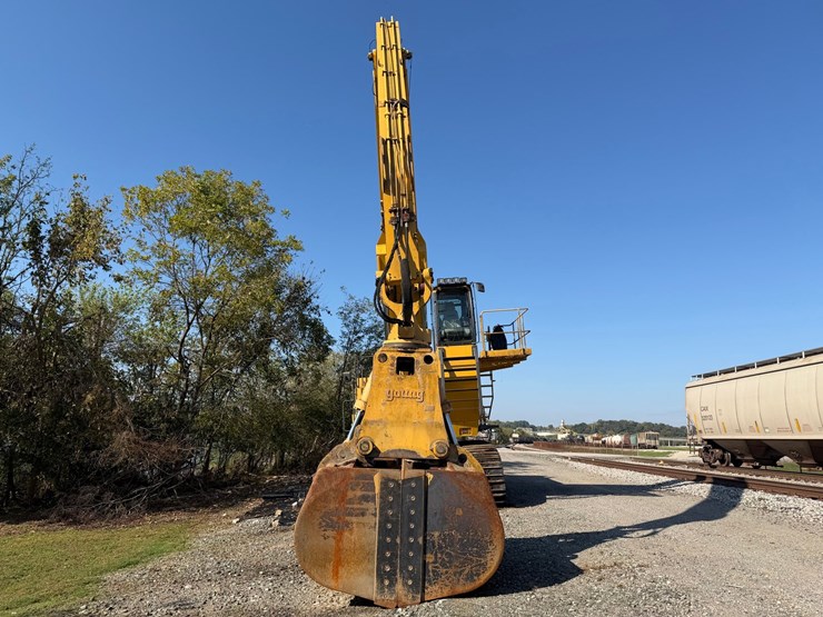 #4098-•-2015-john-deere-870g-lc-excavator-image-8