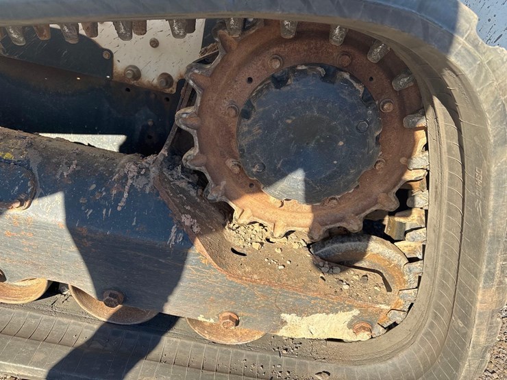 2018-bobcat-t770-image-18