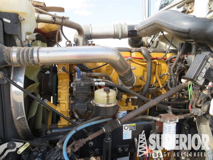 2015-peterbilt-389-t/a-glider-winch-tractor-w/day-cab-image-6