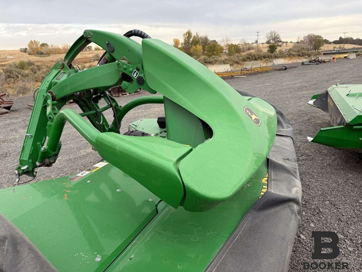 john-deere-front/rear-moco-combo-mower-image-44