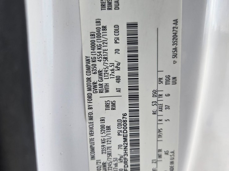 2021-ford-f350-image-30