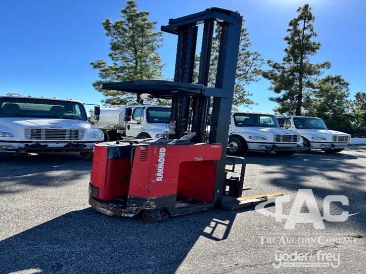 raymond-easir40ttm-order-picker,-4,000#,-143"-mast,-3-image-3