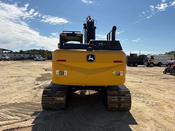 2022-john-deere-200g-excavator-(2,224-hours)-image-6
