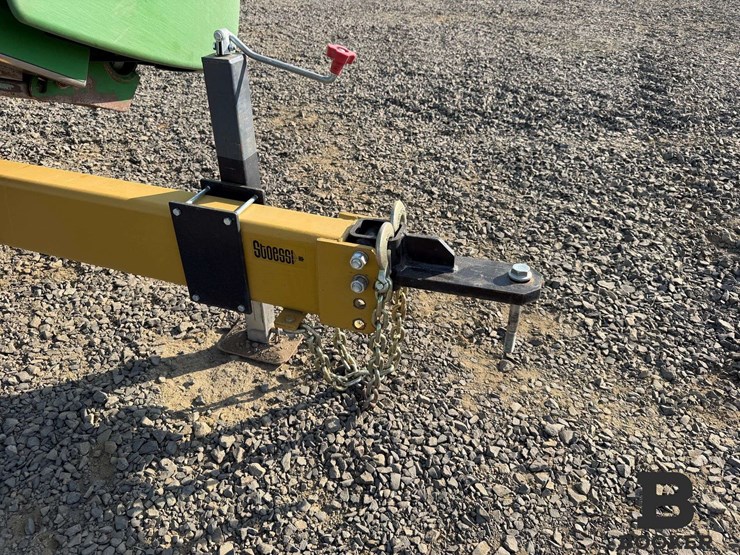 2021-john-deere-635f-header-image-8