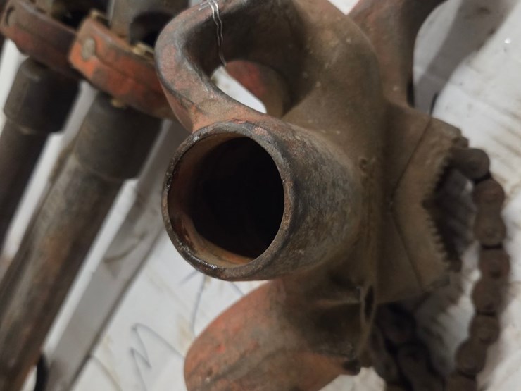 #78-•-pipe-clamp-image-2