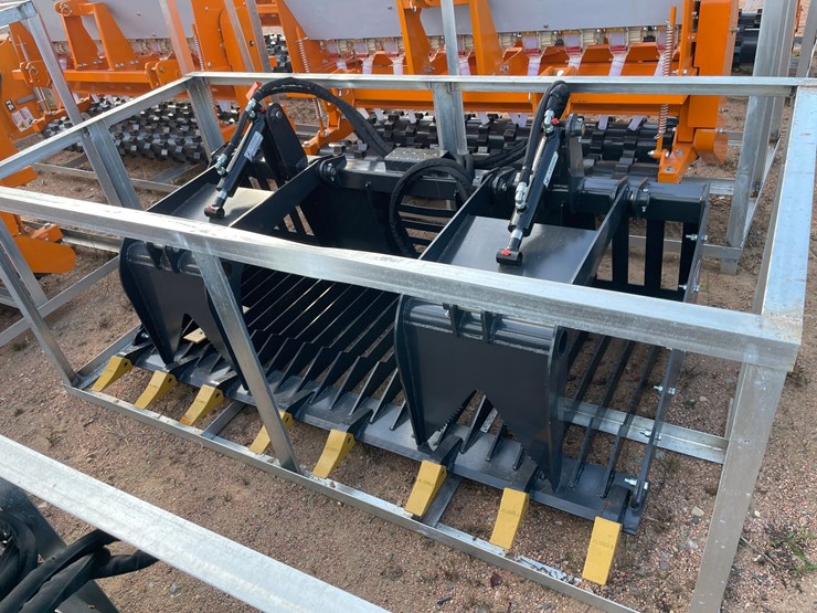 #4074-•-landhonor-72"-skid-steer-hydraulic-skeleton-grapple-bucket-attachment-image-1