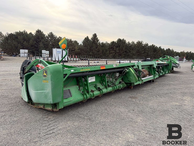 2017-john-deere-635fd-draper-header-image-3