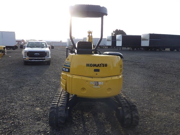 komatsu-pc35mr-1-image-4