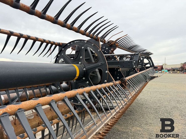 2019-macdon-fd135-draper-header-image-22