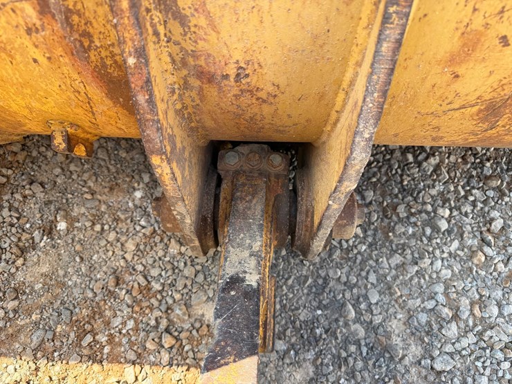 #4088-•-caterpillar-963-crawler-loader-image-21