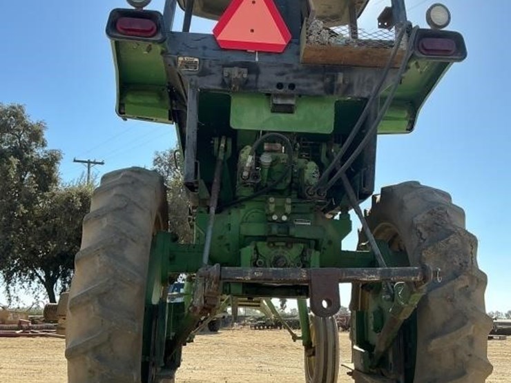 john-deere-4240-hi-crop-tractor,-powershift-image-6