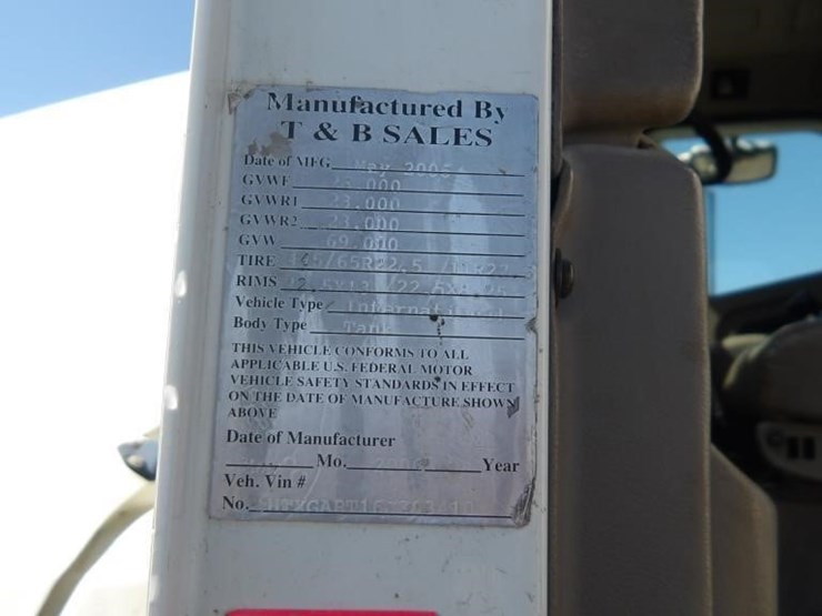 2006-international-5600i-water-truck-image-37